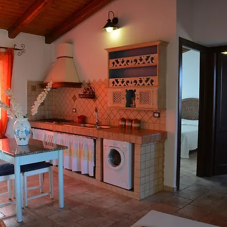 Miky Tanaunella Holiday home *